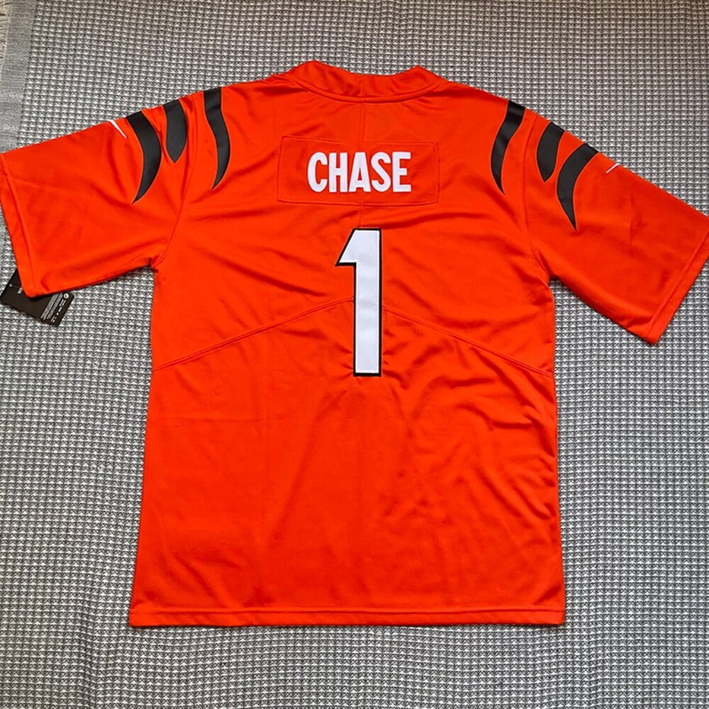 Nike Ja'Marr Chase #1 Orange Cincinnati Bengals Jersey - Picture 7 of 7